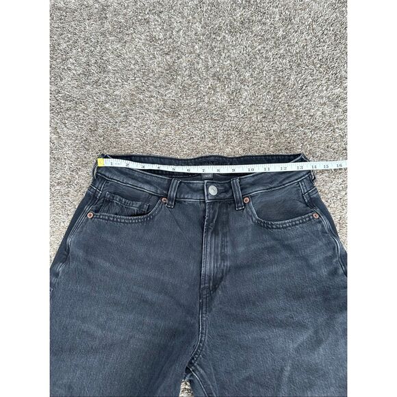 American Eagle Strigid Mom Jean Black Wash Denim Ripped Knees High Rise Size 8 - Picture 11 of 13